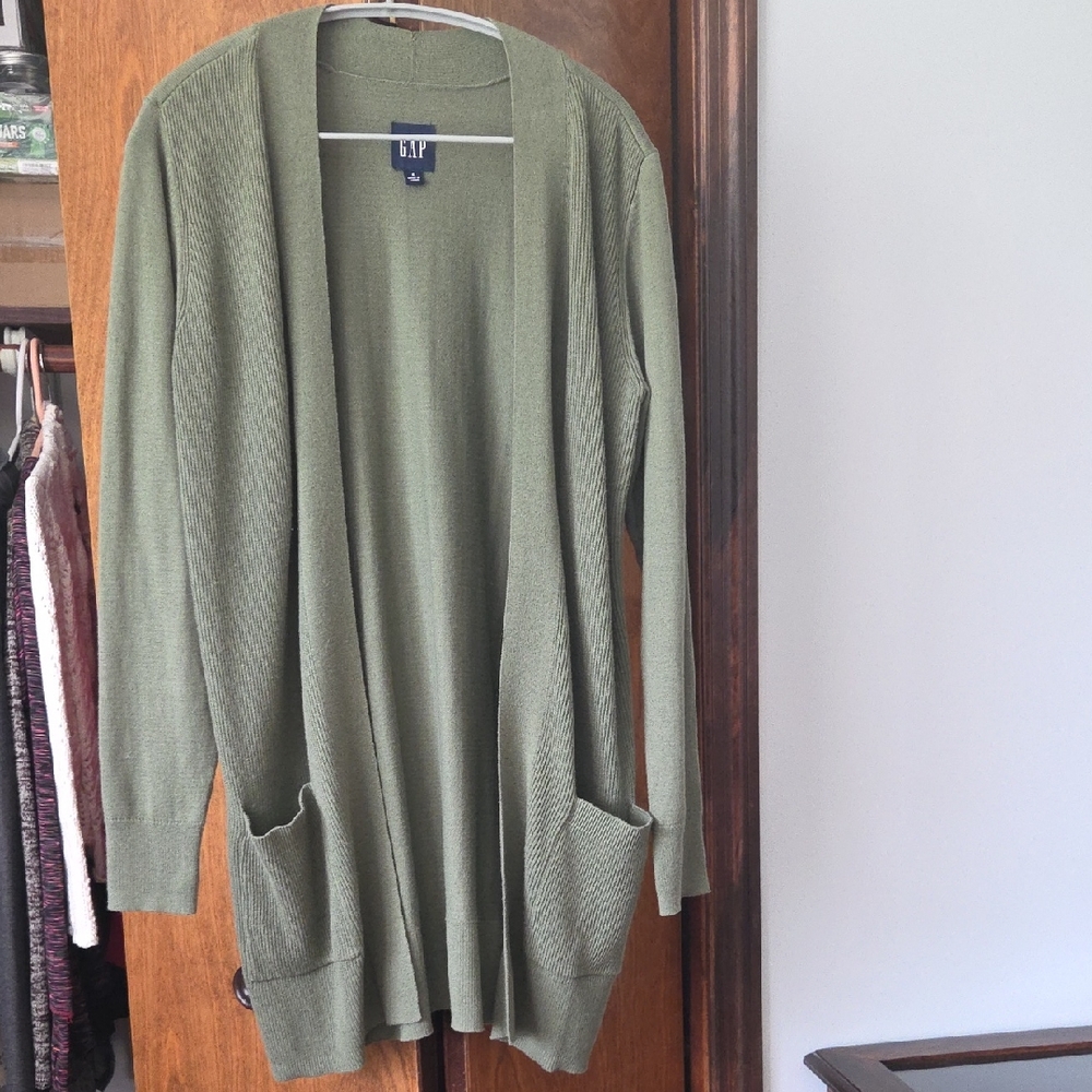 GAP Women's Olive Open Cardigan Sweater